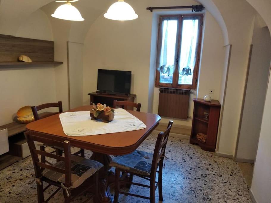 Casa Stefano Lejlighed Ceriana Eksteriør billede